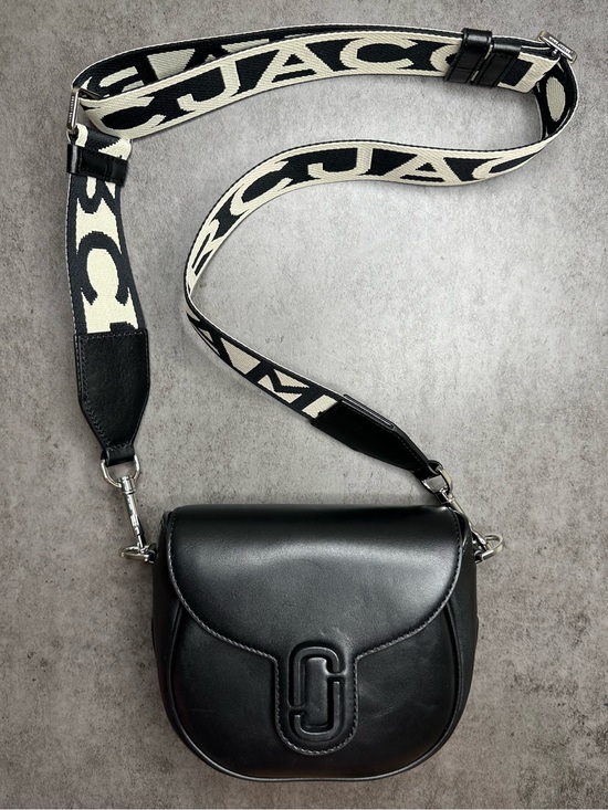 Marc Jacobs Handbags - Marc Jacobs The Covered J Marc Saddle Bag Black Leather Crossbody